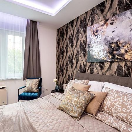 Apartamento Vidra-Lak With Private Parking Budapest Exterior foto