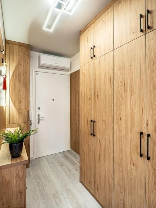 Apartamento Vidra-Lak With Private Parking Budapest Exterior foto