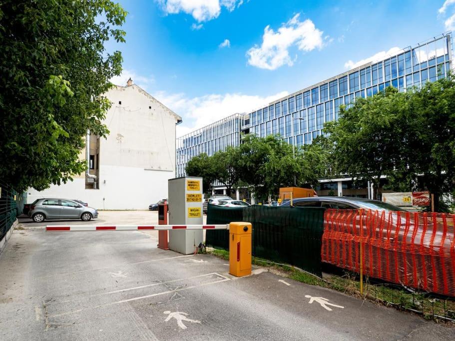 Apartamento Vidra-Lak With Private Parking Budapest Exterior foto
